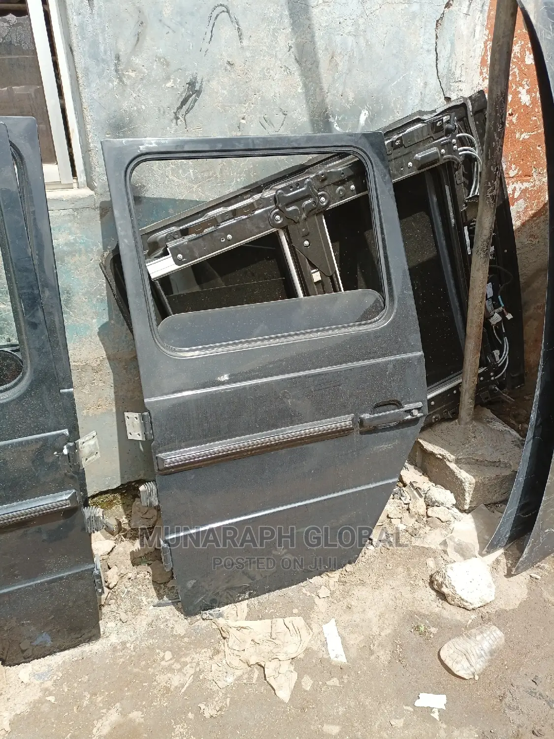 Mercedes Benz G-Wagon Tokunbo Door.