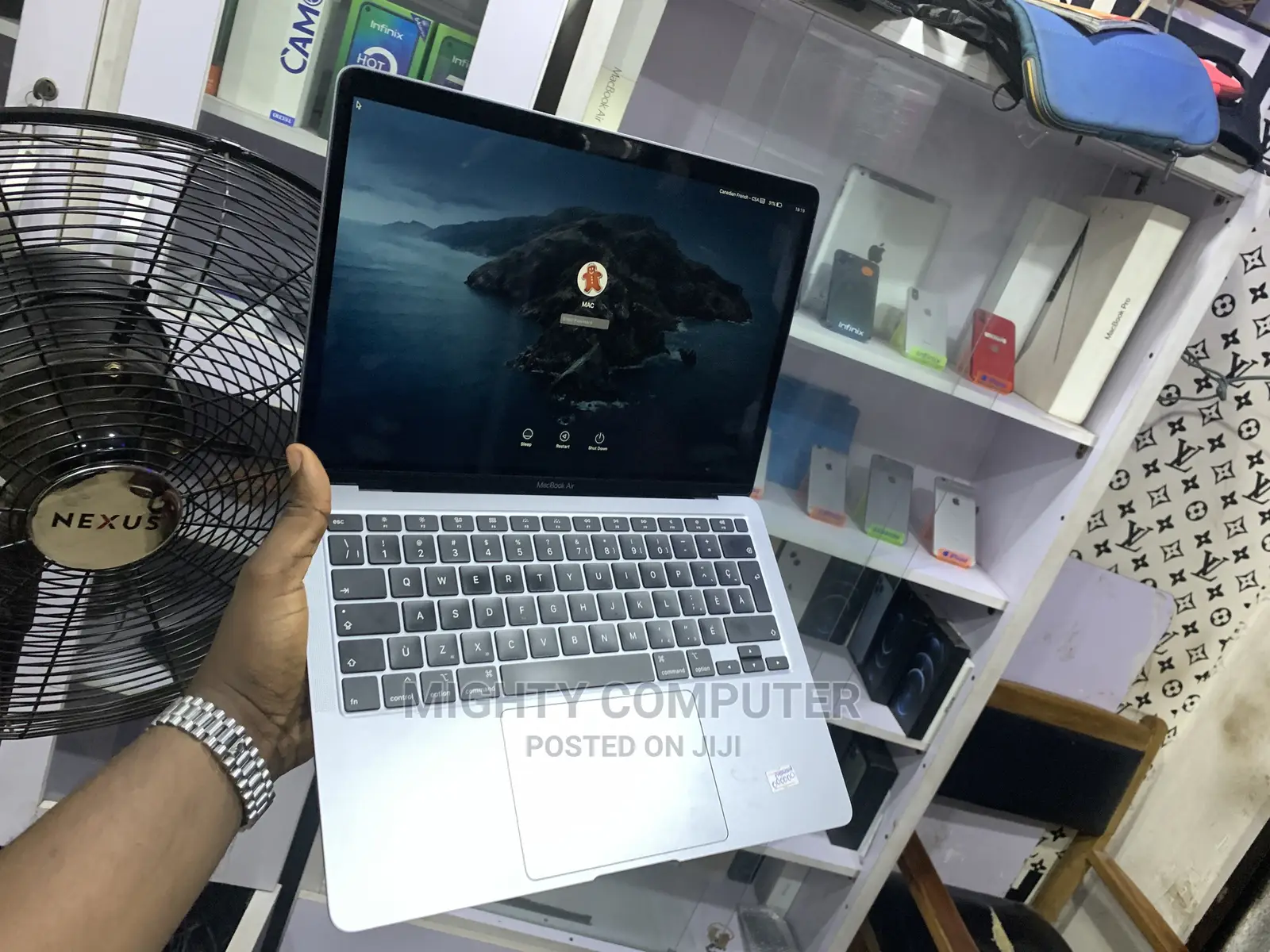 Laptop Apple MacBook Air 2020 8GB Intel Core I5 SSD 256GB