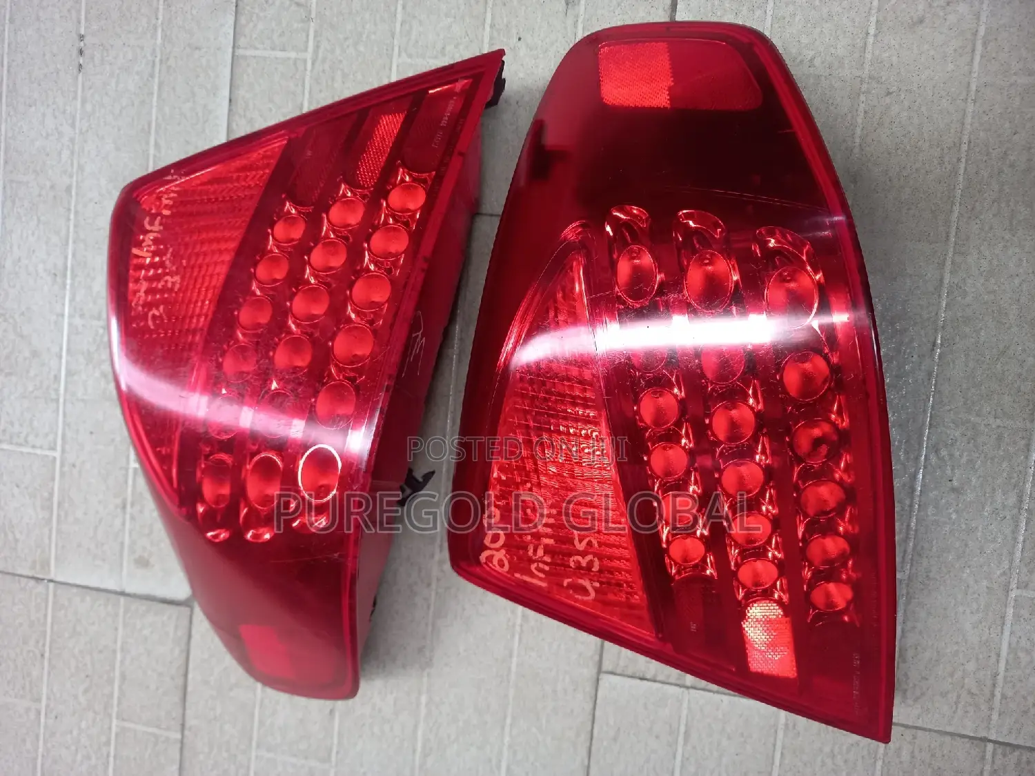 Neat Rear Light for Infiniti G35