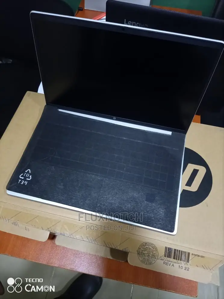 New Laptop HP ProBook 450 G8 8GB Intel Core i5 SSD 512GB