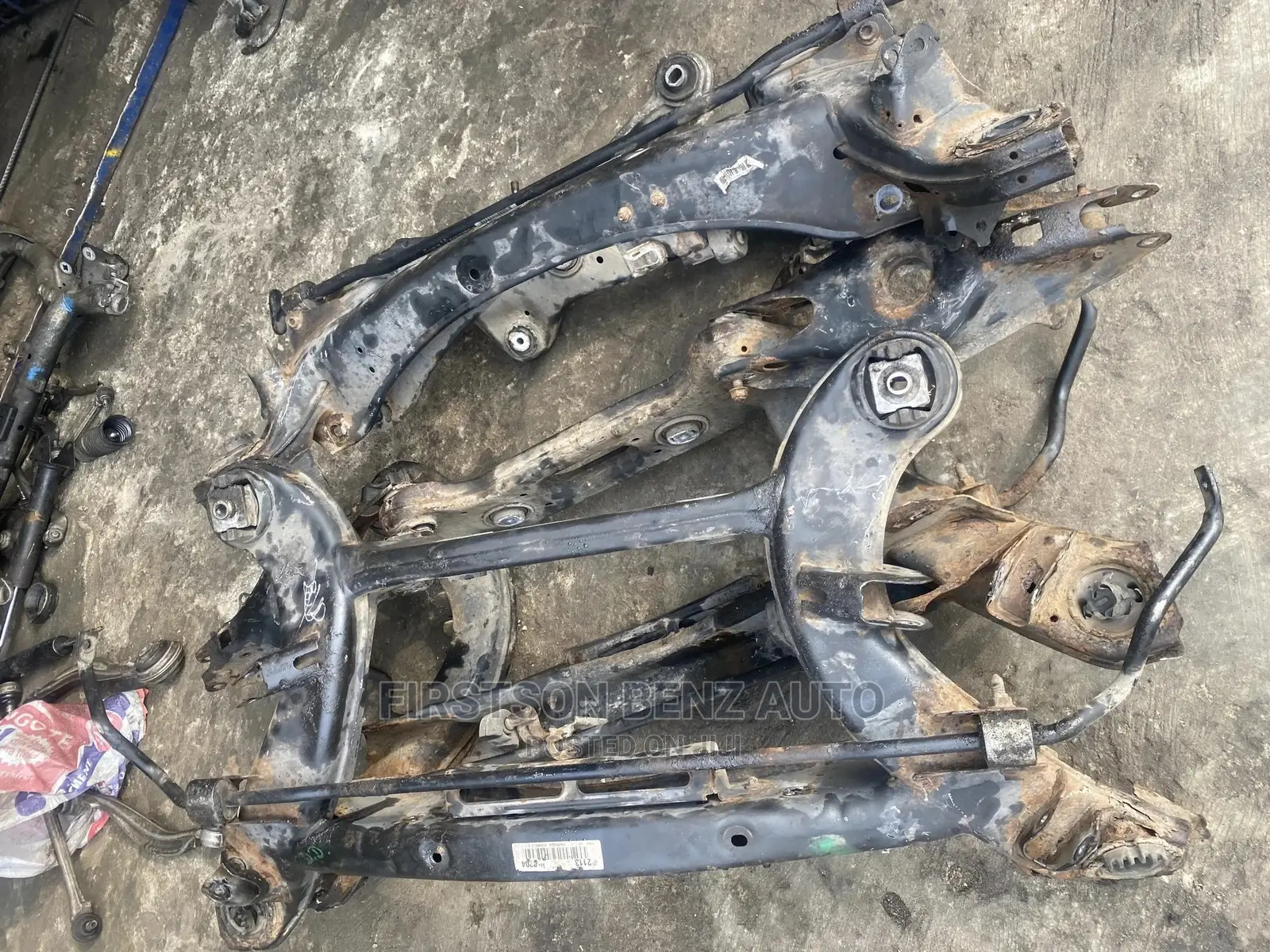Mercedes Benz Back Beams for W212,W213,W204 and W253