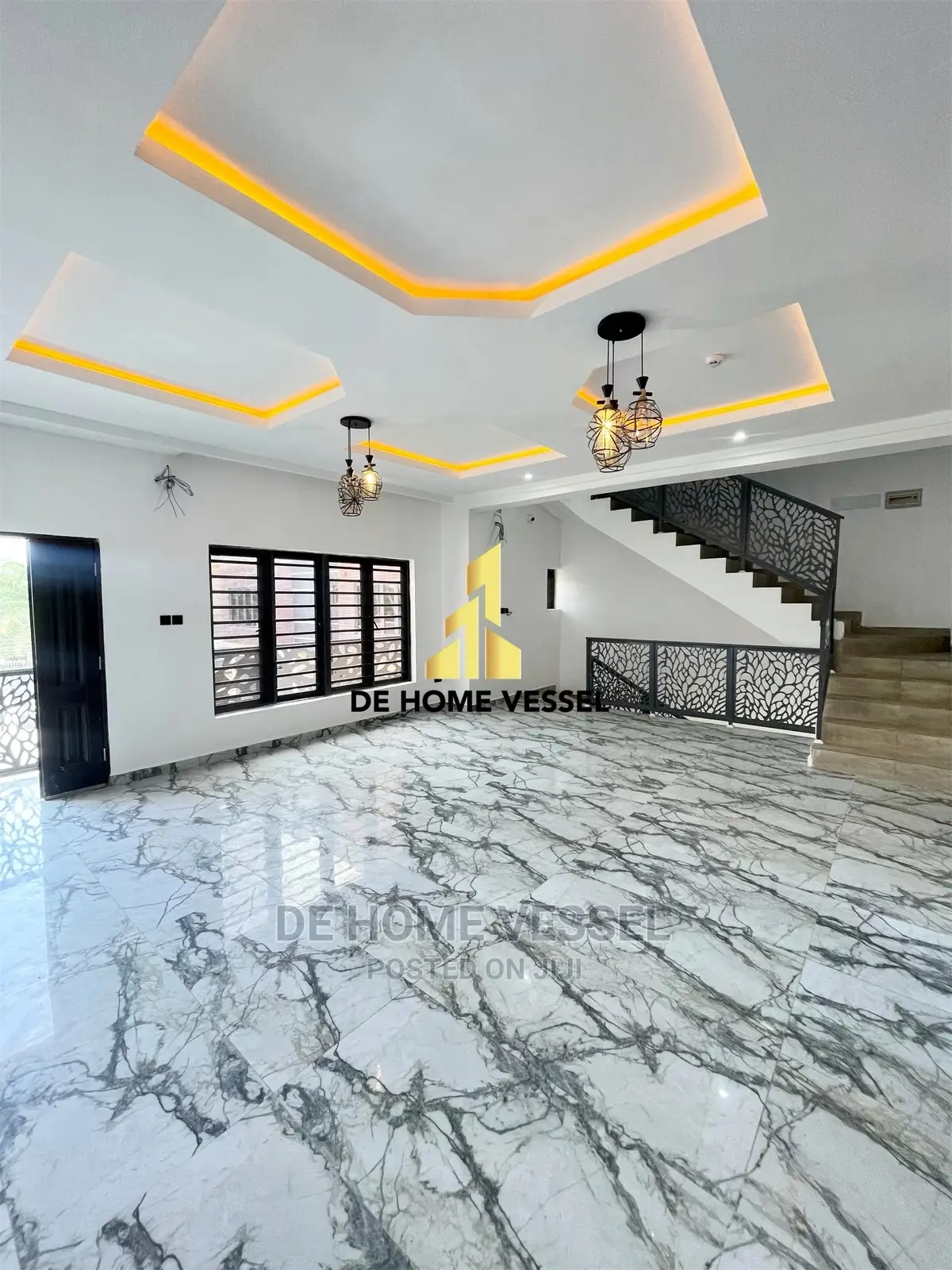 4bdrm Townhouse/Terrace in Ikate for Sale