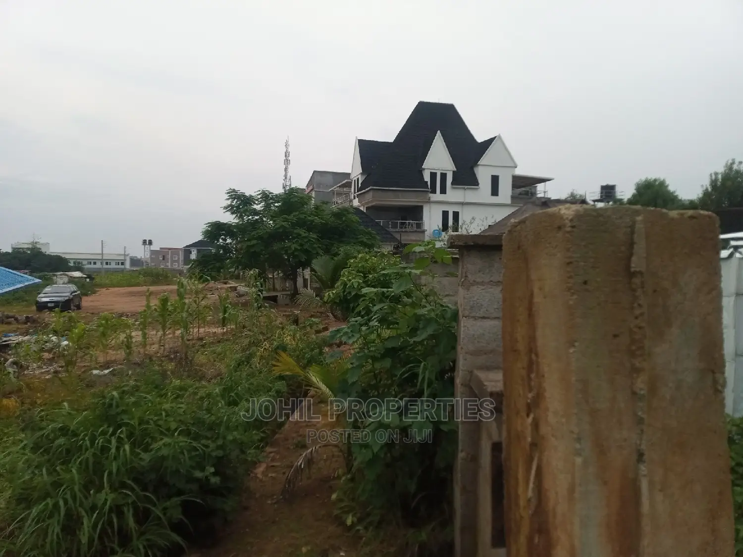 2200sqm of Residential