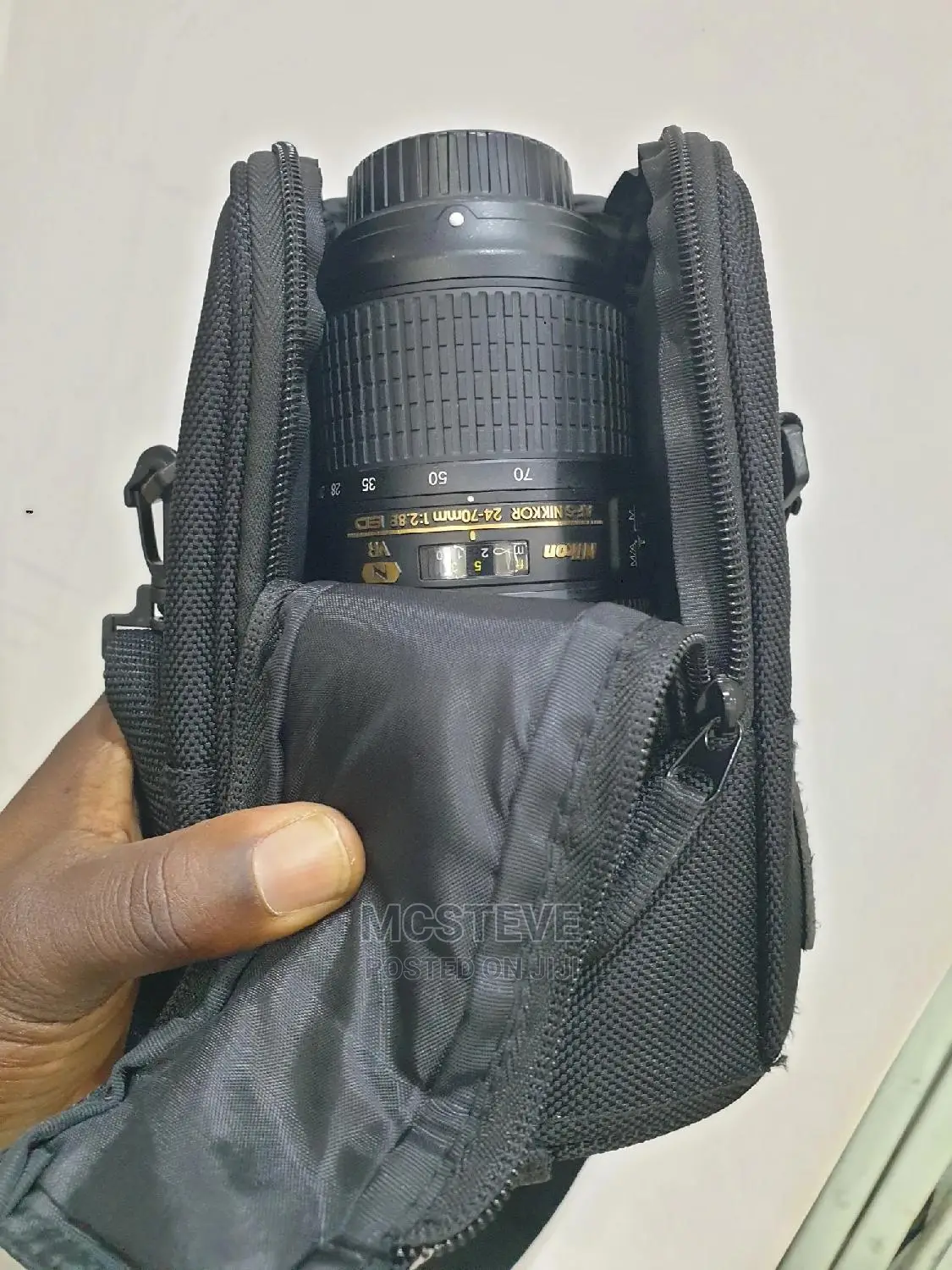 Nikon Nikkor 24 - 70MM 1:2.8 ED Lens