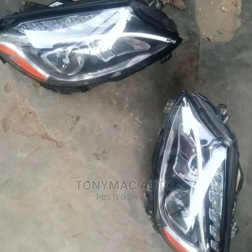 Mercedes-Benz C300 2015,2016 Headlights