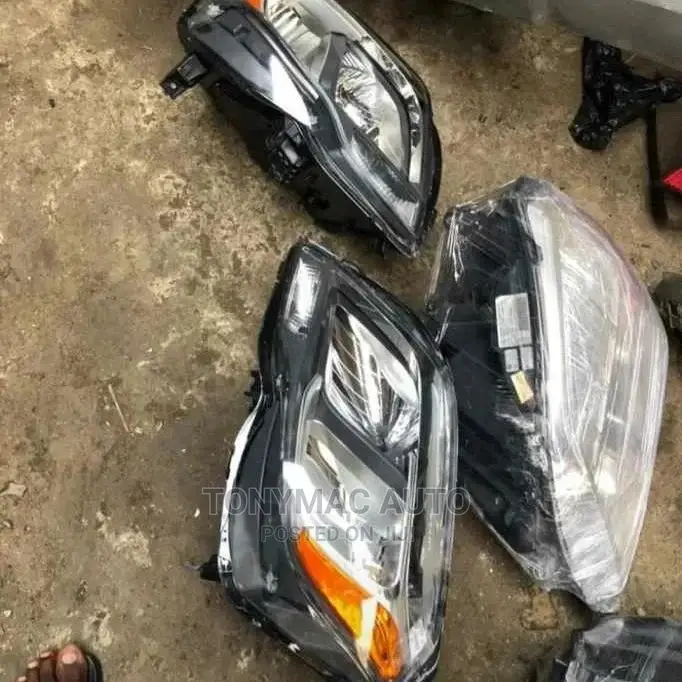 Mercedes-Benz Glk 2013,2014 Headlights