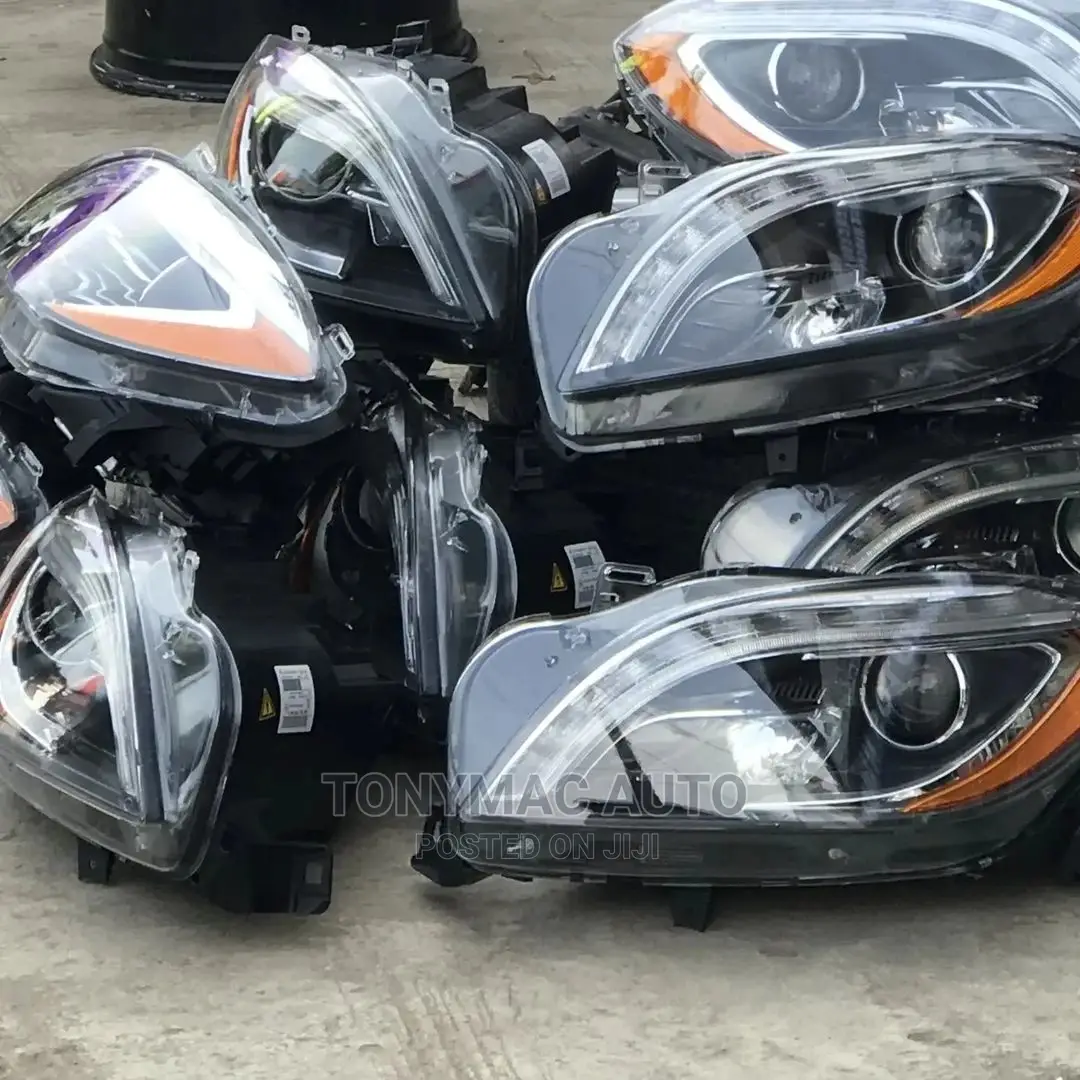 Mercedes-Benz ML350 166 Headlights LED