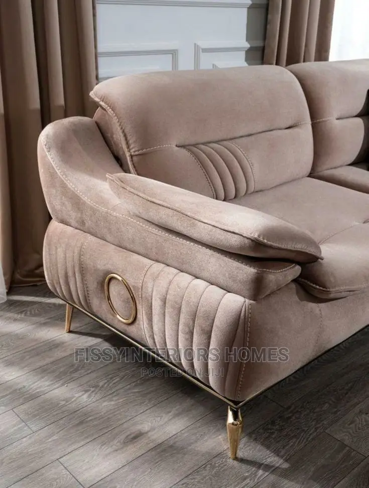 Sofa by Fissy Interior