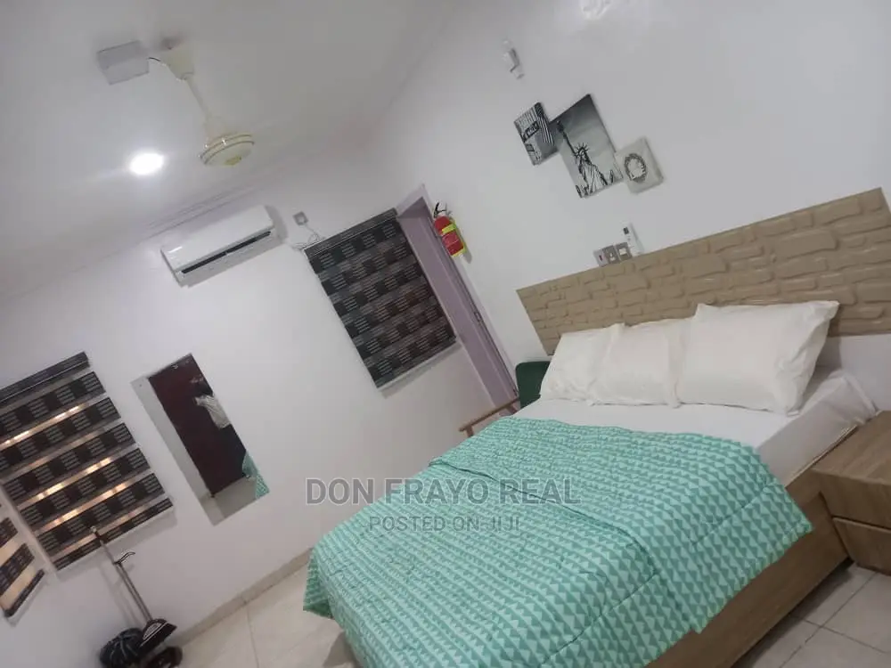 1 Room Self Con Short Let Within University Ibadan