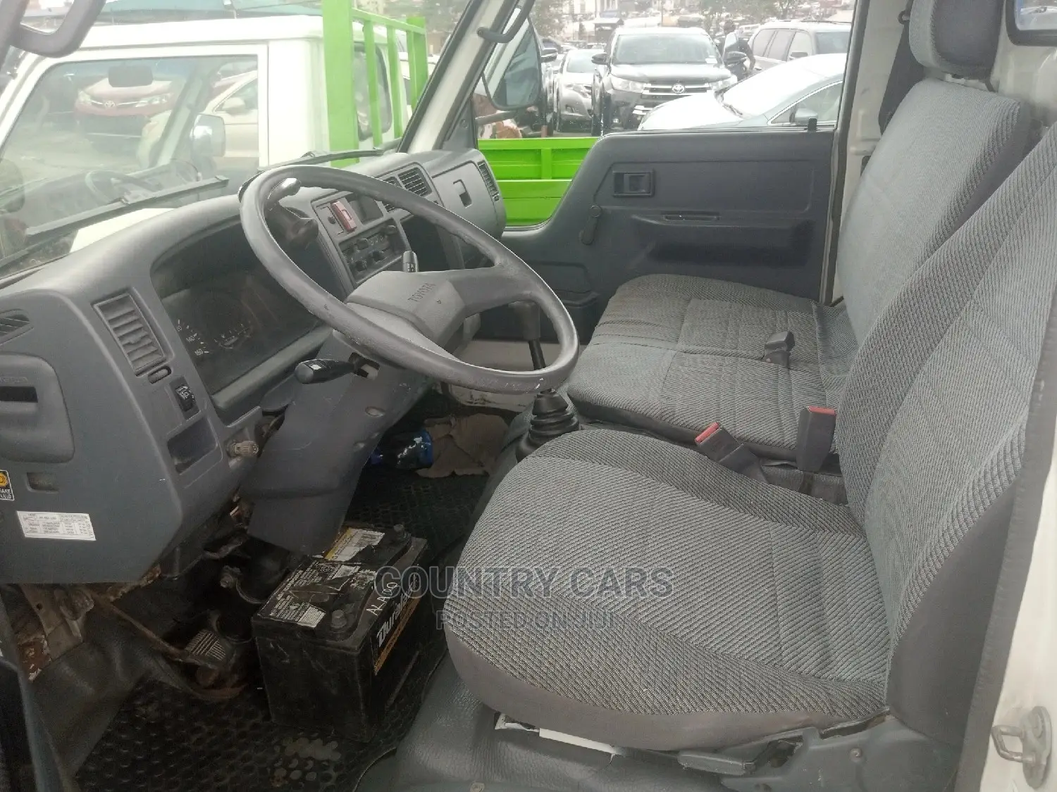 Toyota Dyna 100