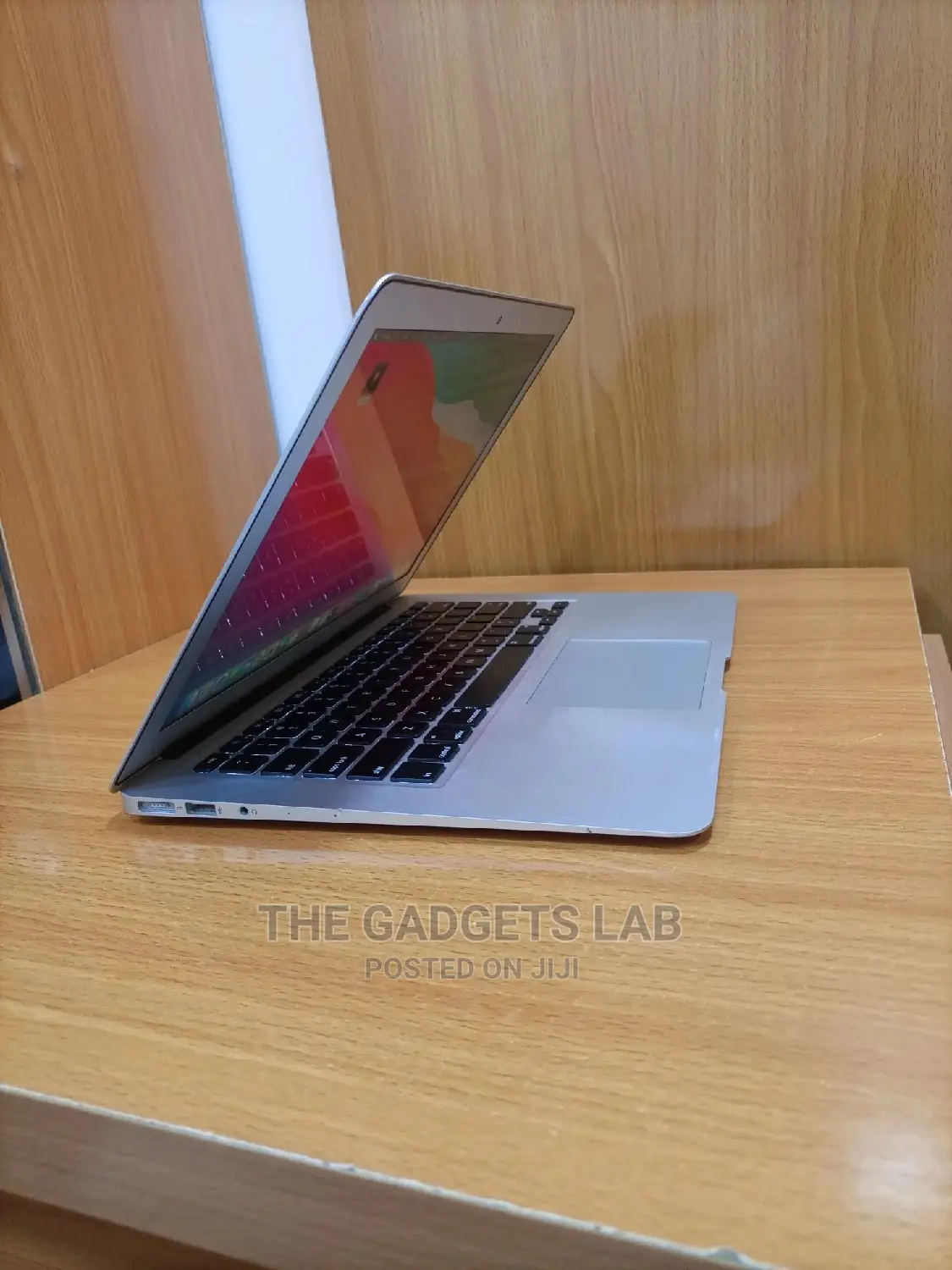 Laptop Apple MacBook Air 8GB Intel Core I5 SSD 128GB