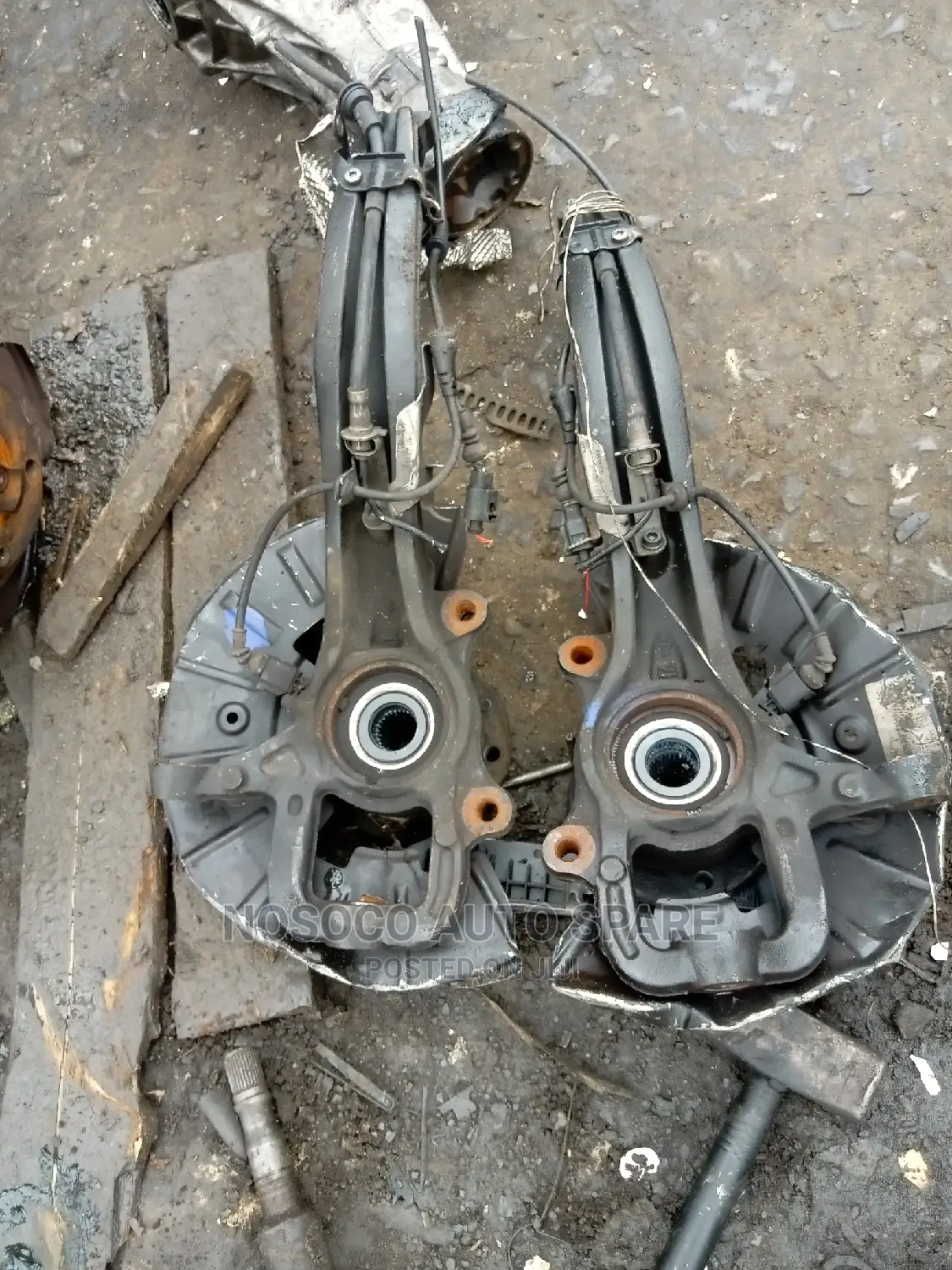 Front Hub Touareg 2005 and 2010