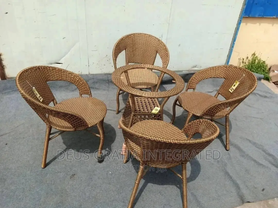 Rattan Chairs And Table For Restaurant