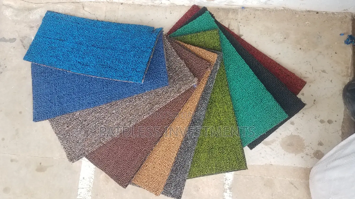 Plain Black Rug #8000 Per SQM