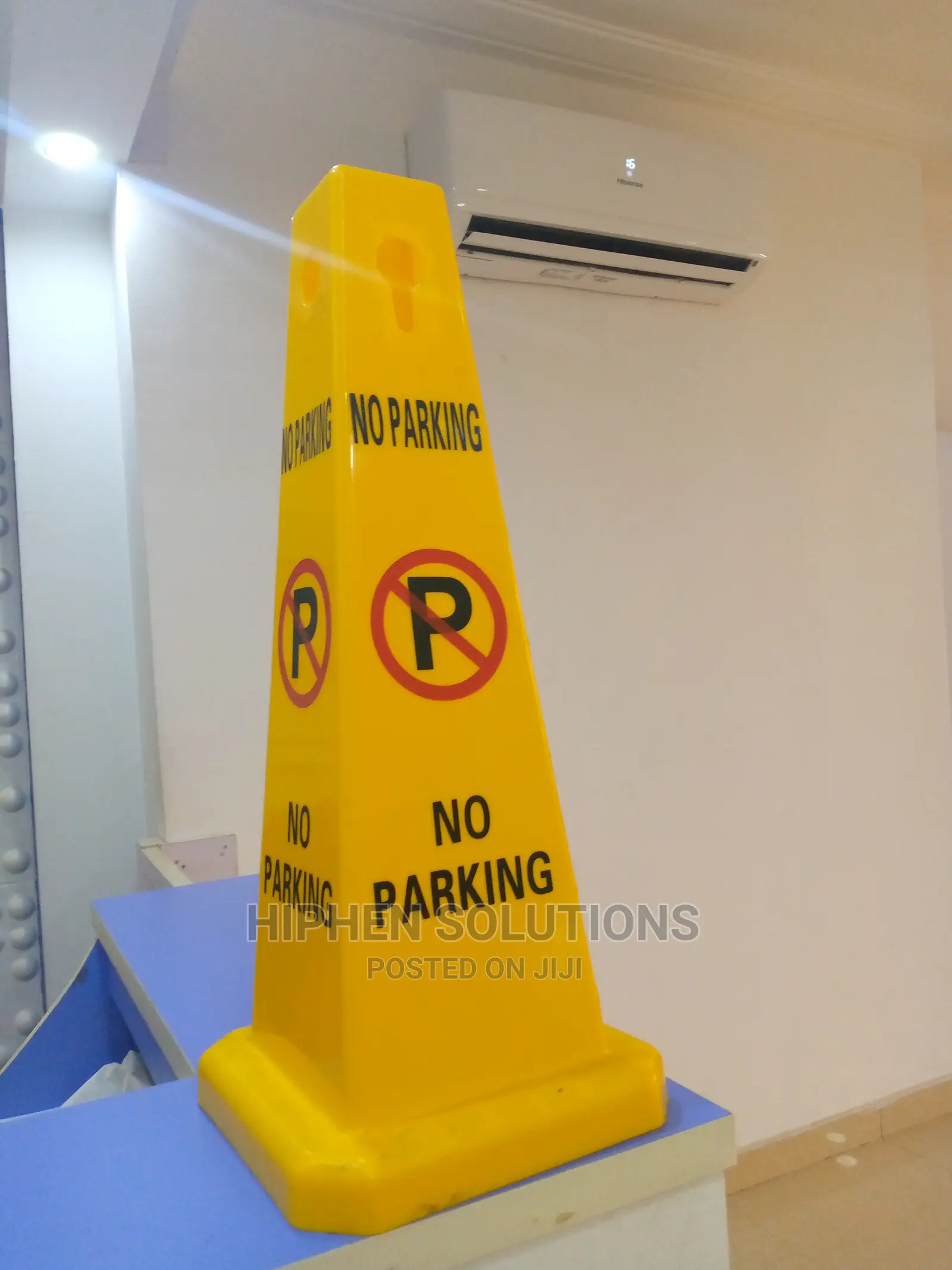Residential Strong No Parking Sign