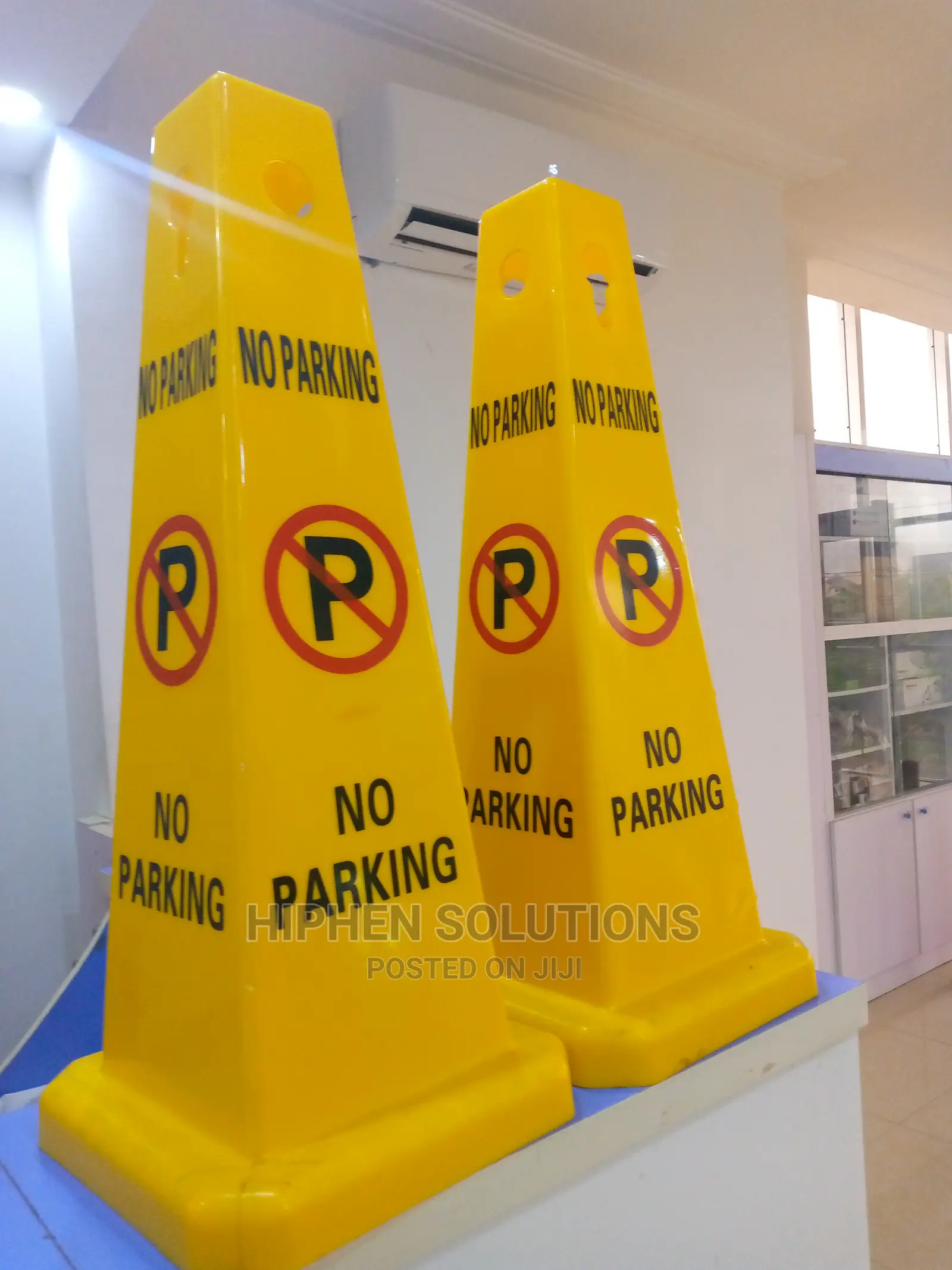 Powerful Safety No Parking Sign