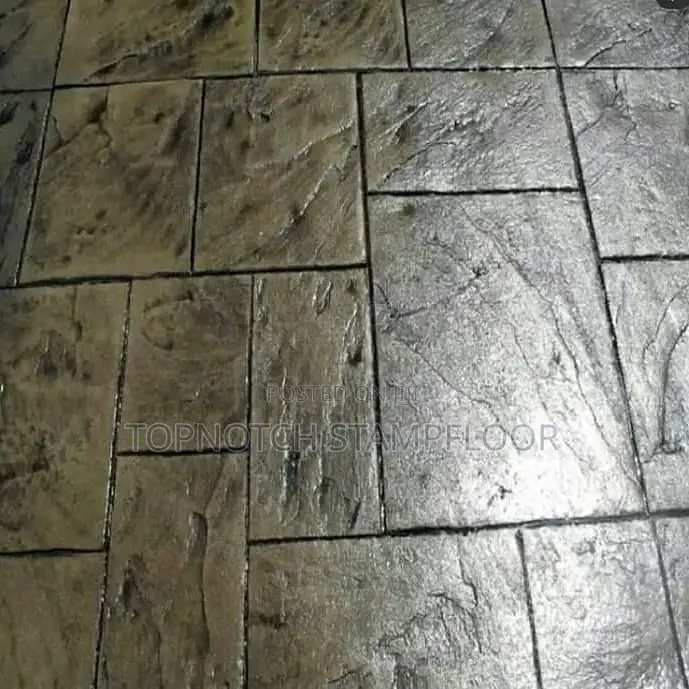 Unique Floor Design Does Not Grow Grass