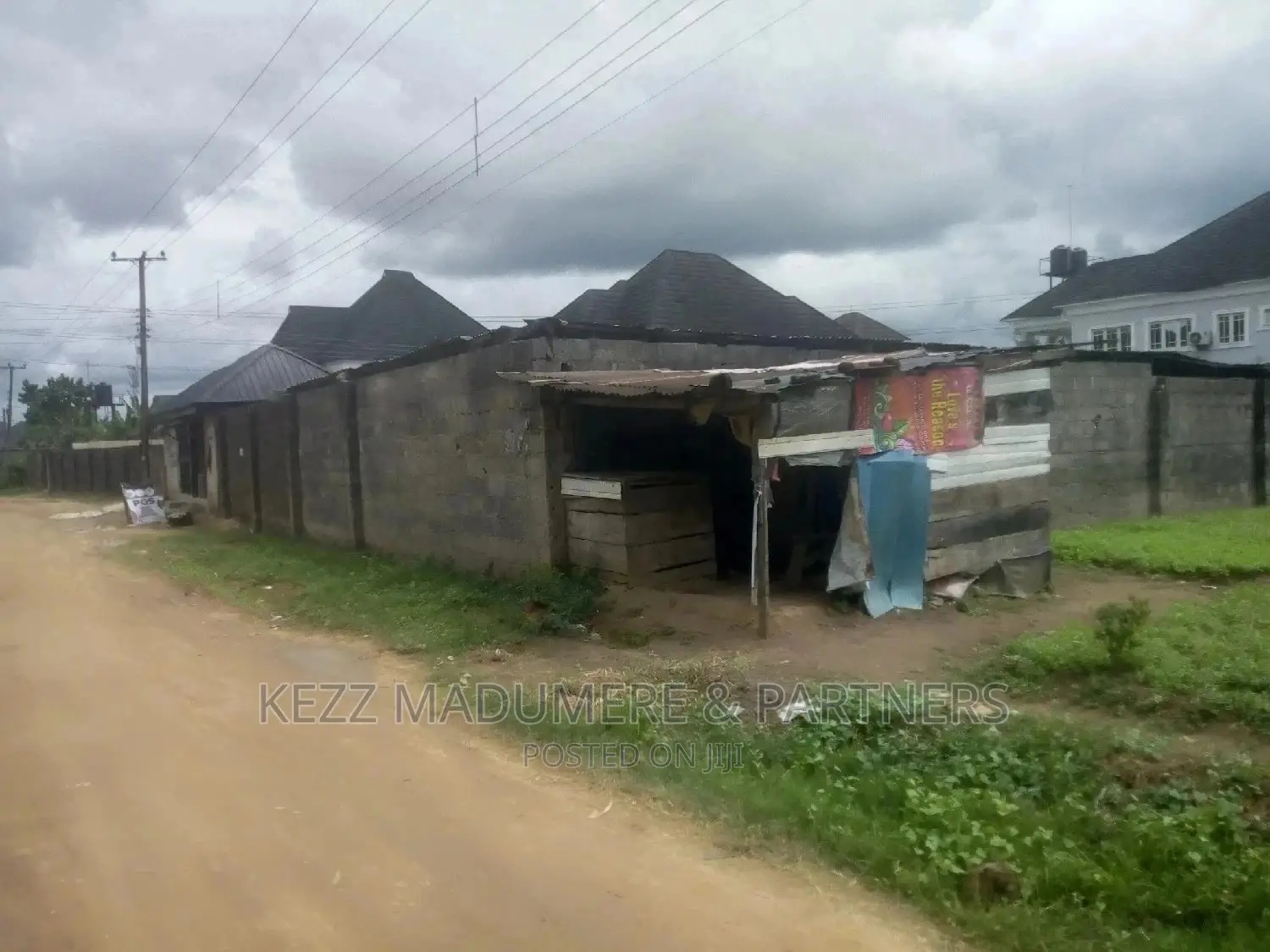 Land for Sale Inside an Estate