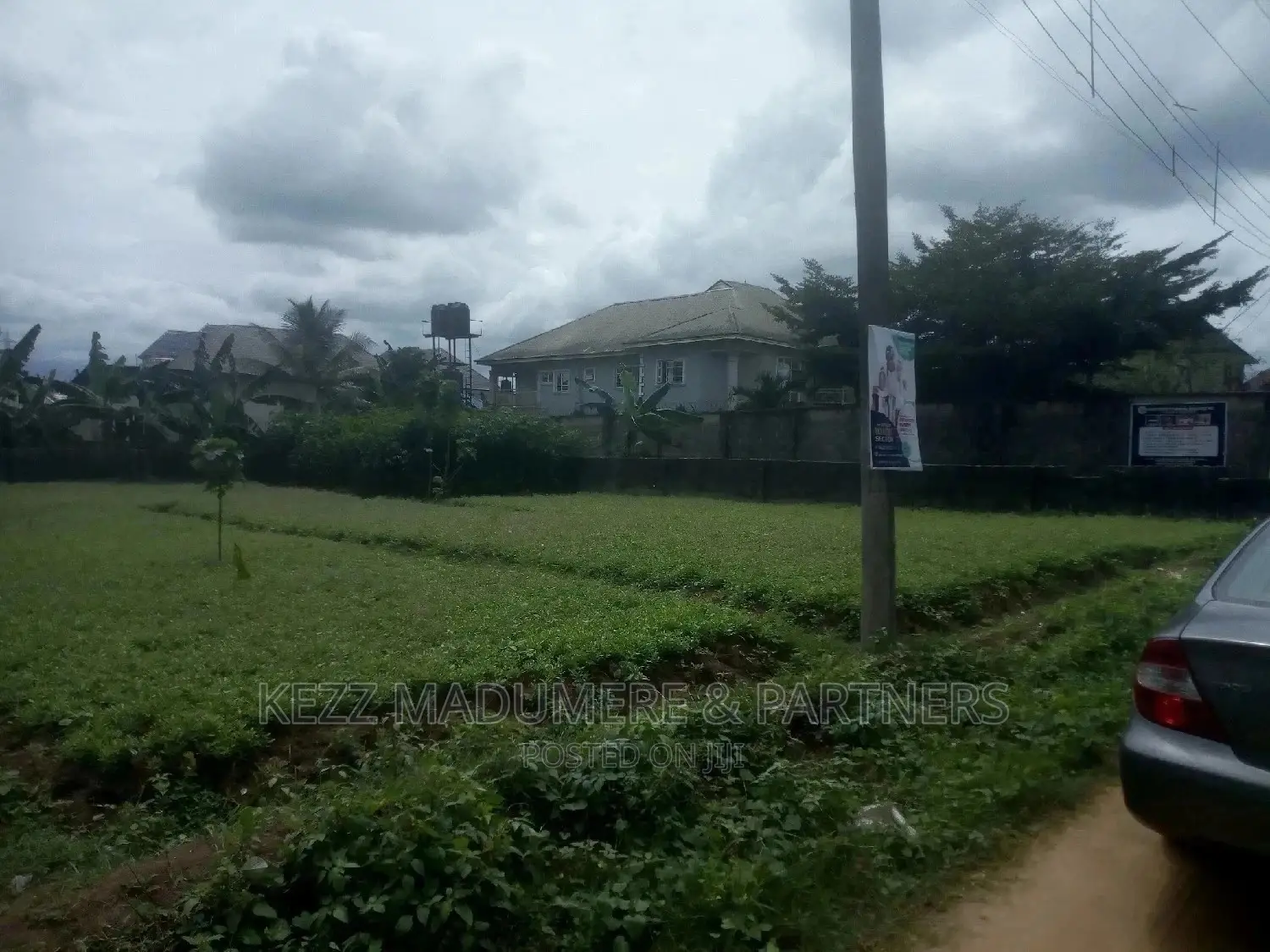 Land for Sale Inside an Estate