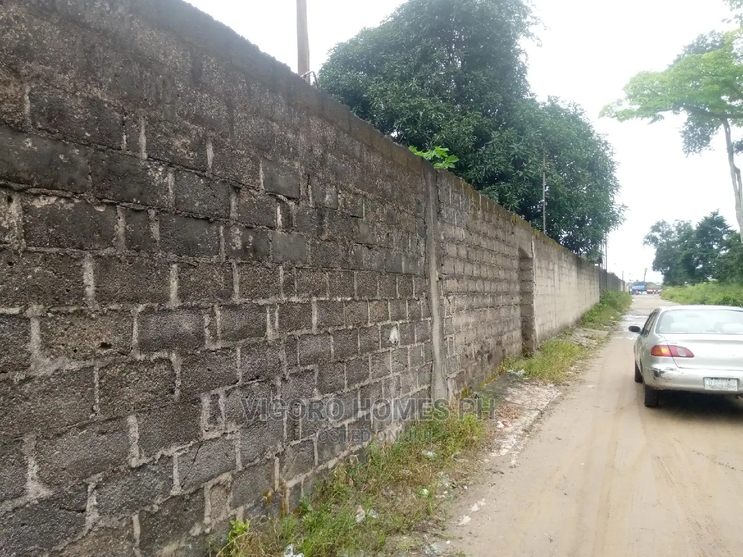 25 Plots of Commercial Land
