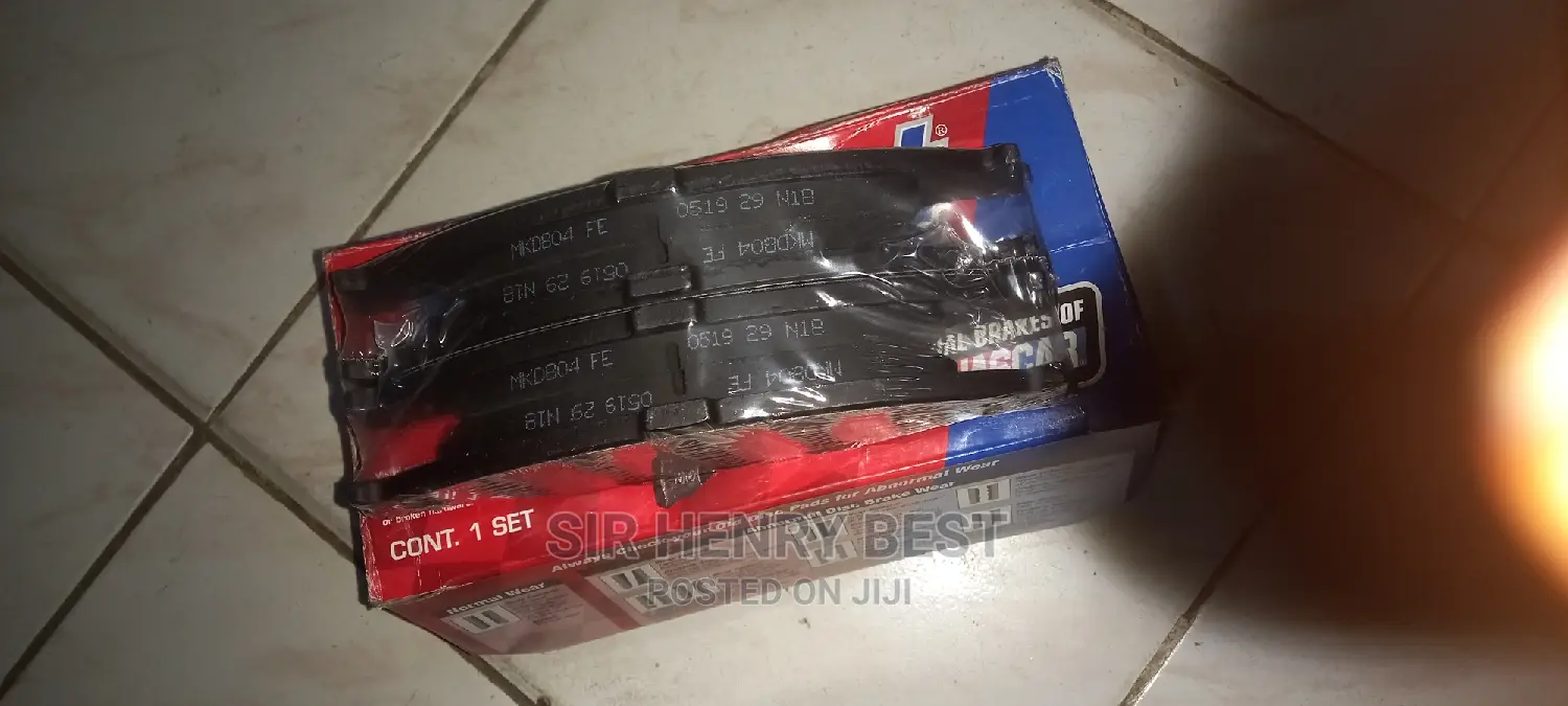 Brake Pad Ford Mustang, Duralast