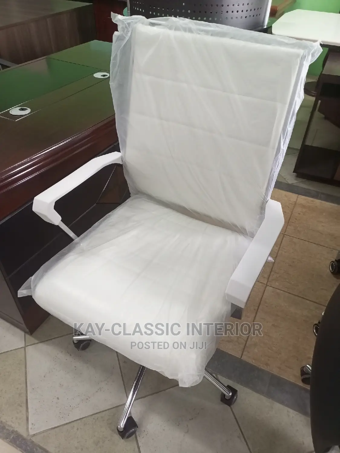 Secretary White Swivel and Chair