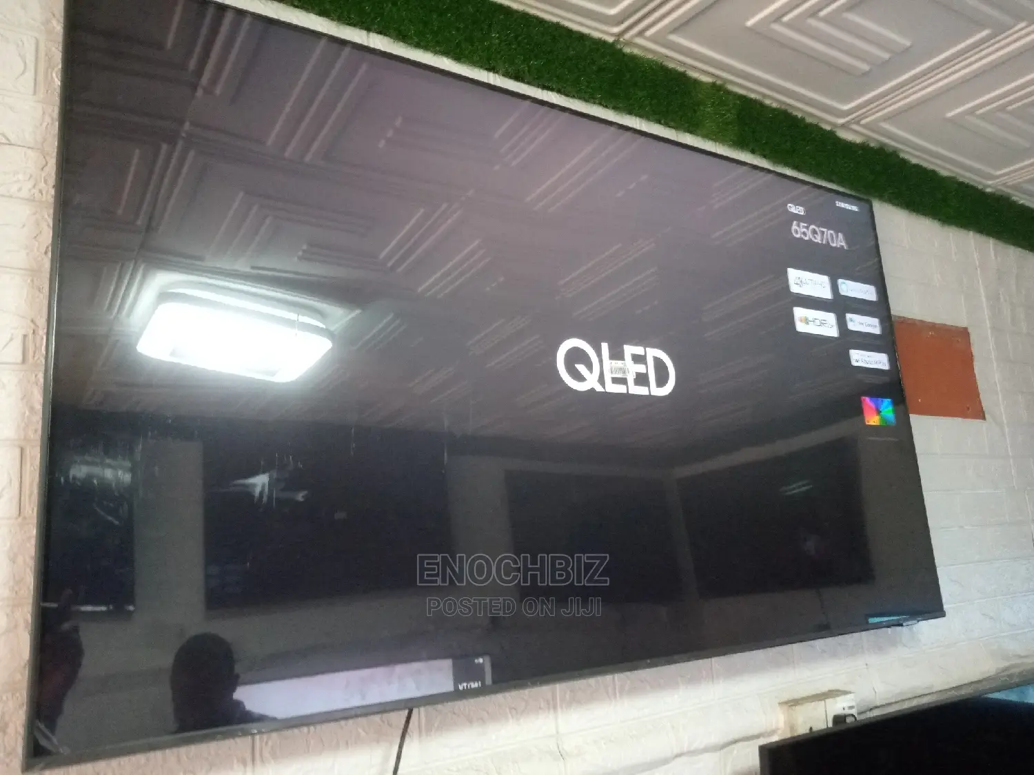 65 Inches Samsung UHD Ultra Smart TV