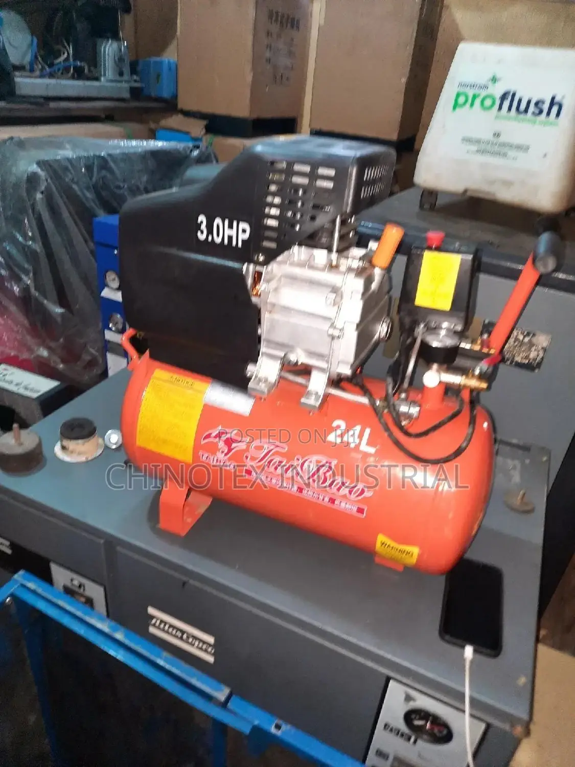 Electric Air Compressor With 25L Tank
