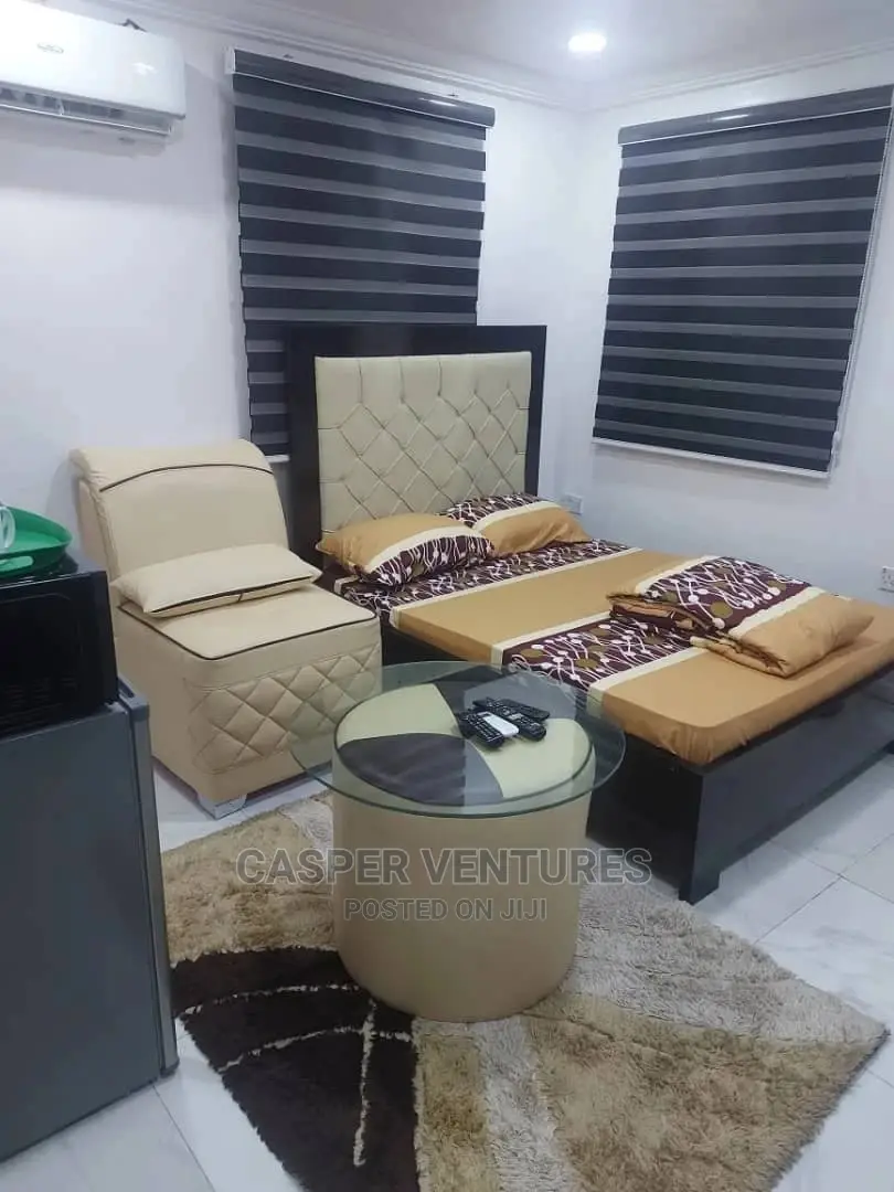 Stylish Studio Apartment in Lekki for Short Let