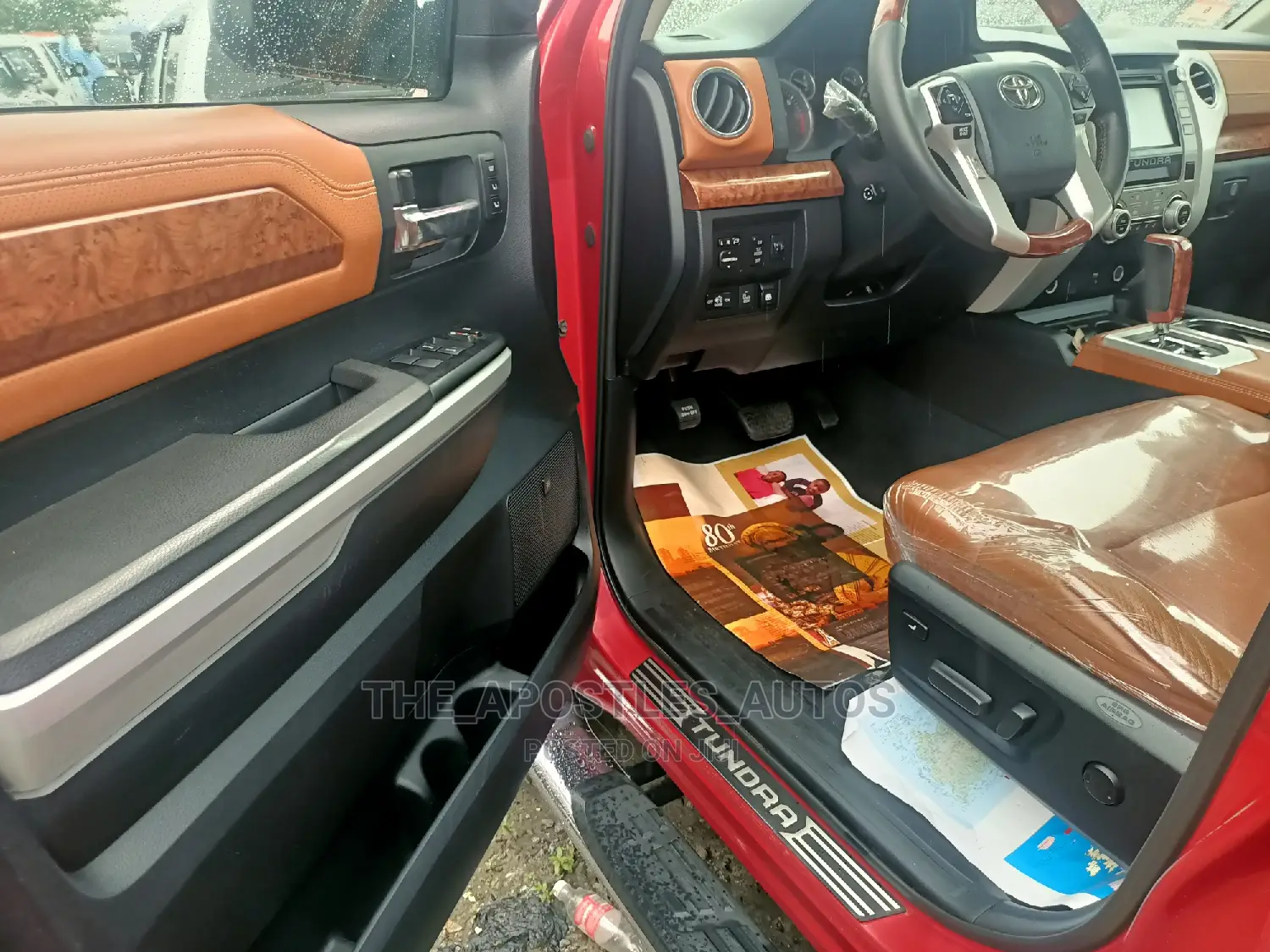 Toyota Tundra 2015 Red