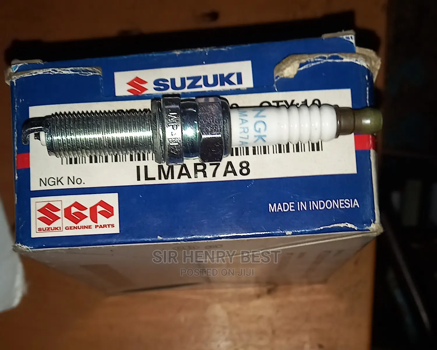 ILMAR7A8 SUZUKI NGK Iridium Spark Plugs.