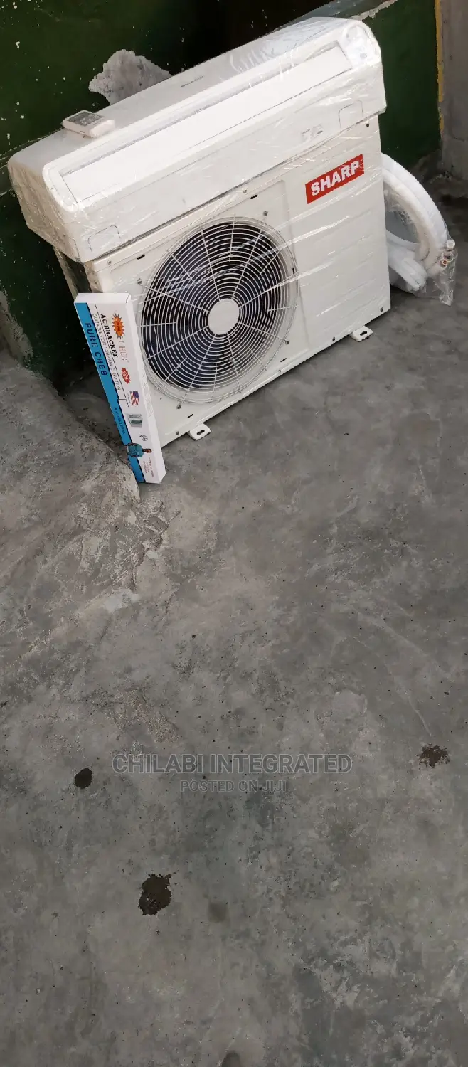 Almost New LOW VOLTAGE 1.5HP SHARP Very Neat Air Conditioner