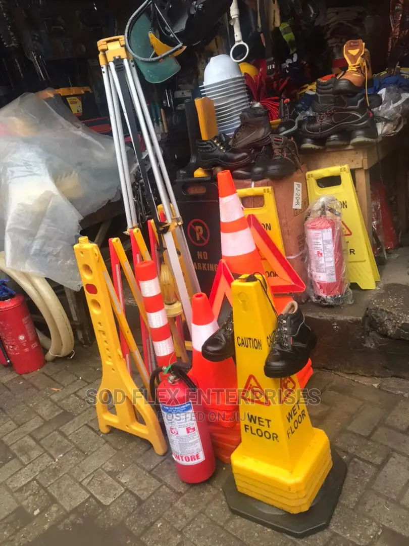 Safety Wears For Construction