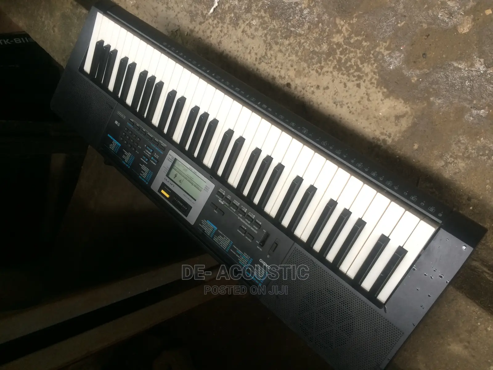 Casio LK-170 Key Lighting Keyboard 61 Piano Style Keys