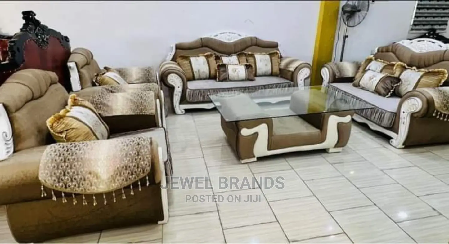 Luxury 7 Seater Living Room Fabric Made Royal Sofa Chair.