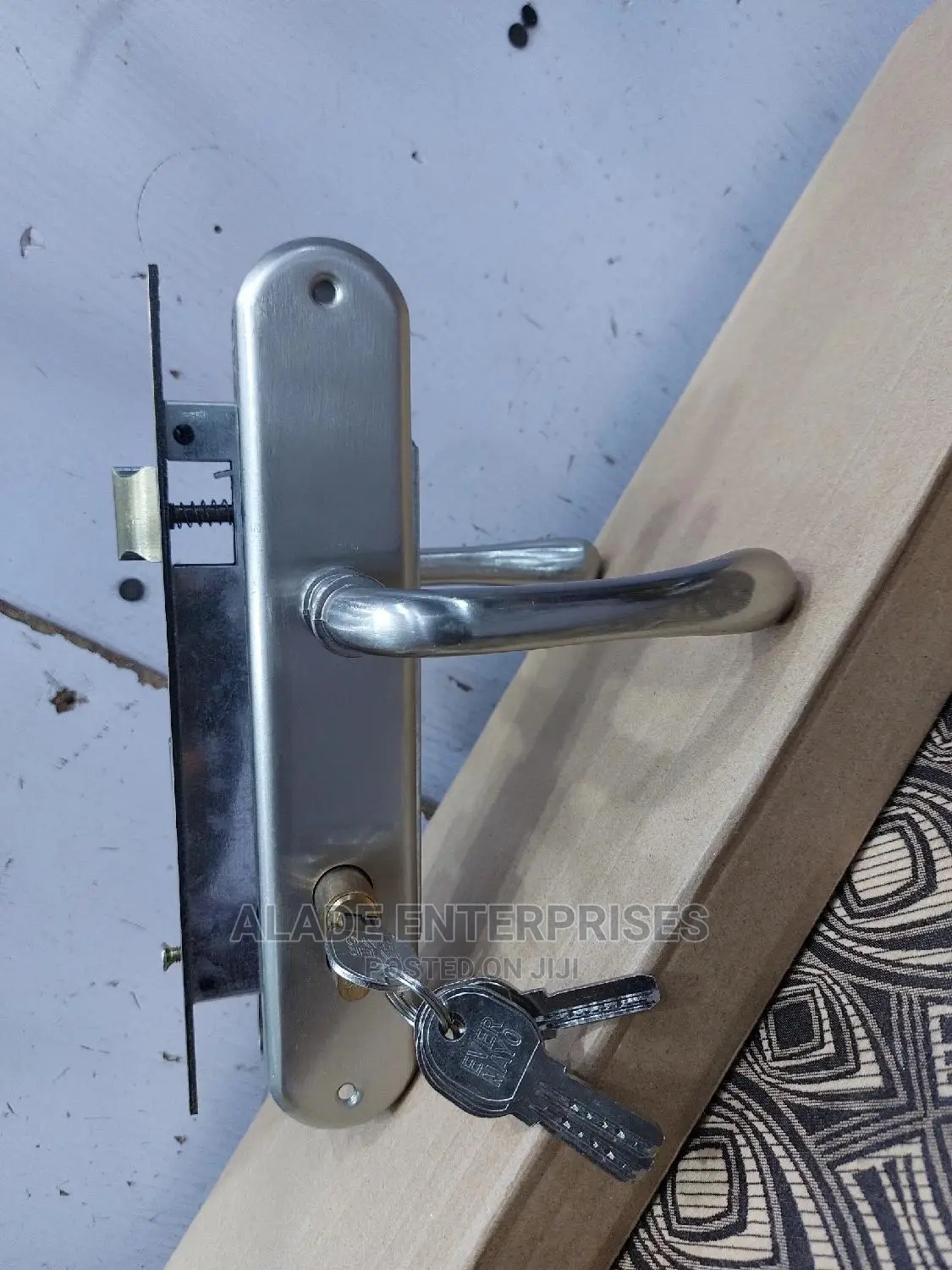 Complete Lock Simple Design Quality Engine