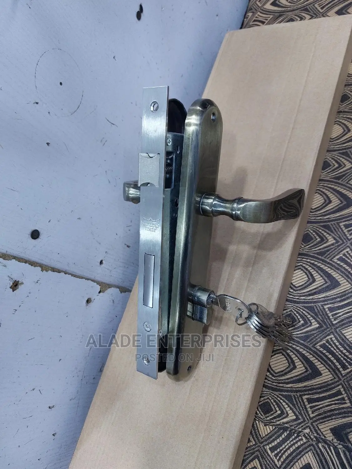 Complete Italian Lock Bronze Colour