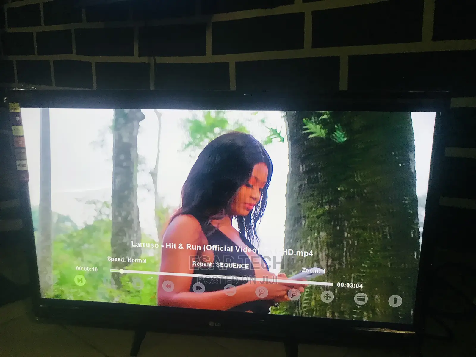 32” Full Hd With Netflix and Wireless