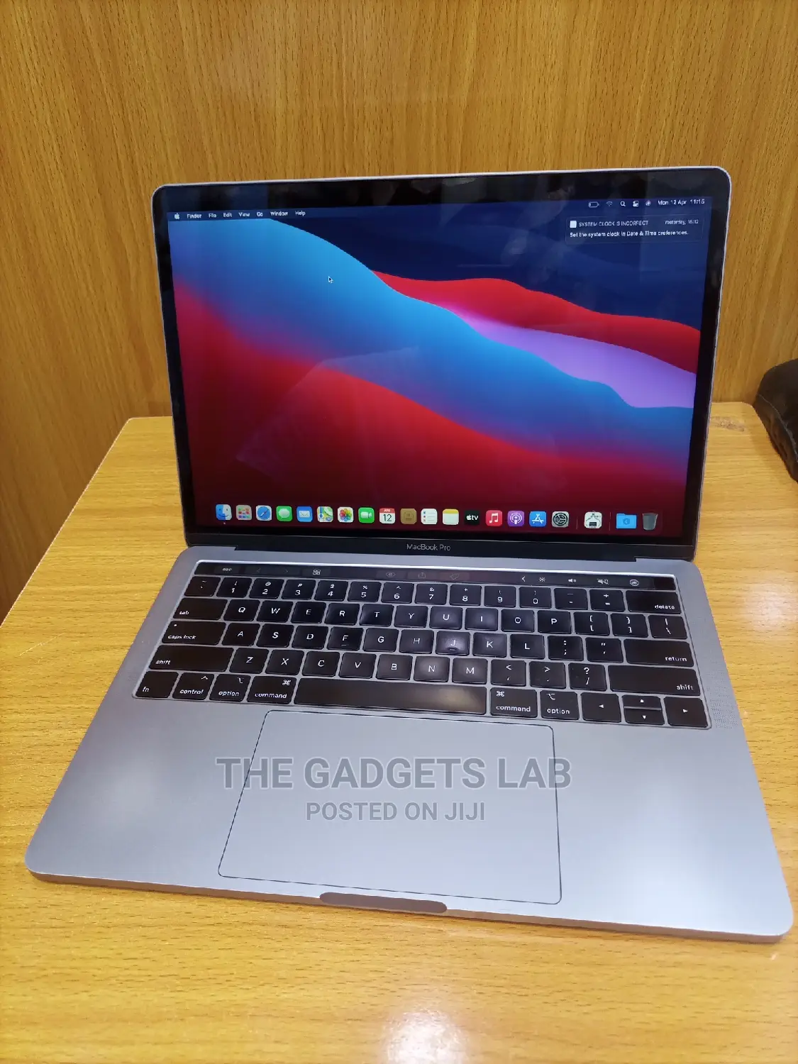 Laptop Apple MacBook Pro 2017 8GB Intel Core I5 SSD 256GB