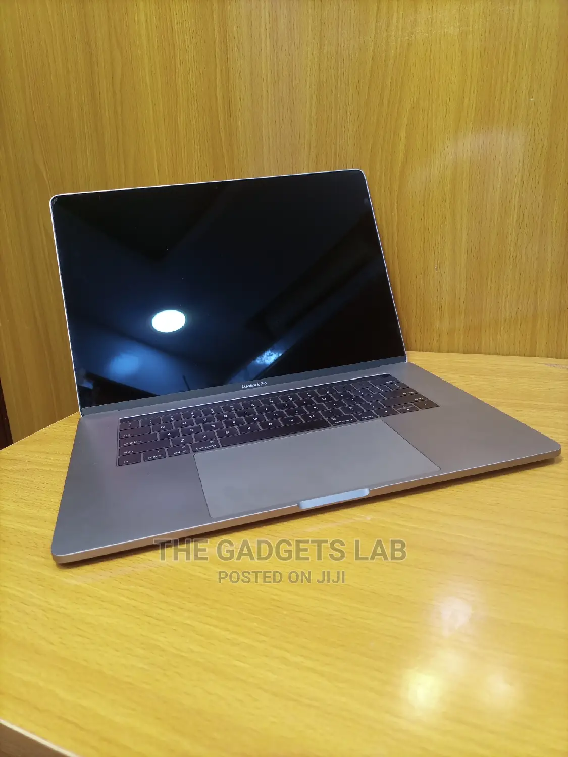 Laptop Apple MacBook Pro 2017 16GB Intel Core i7 SSD 512GB