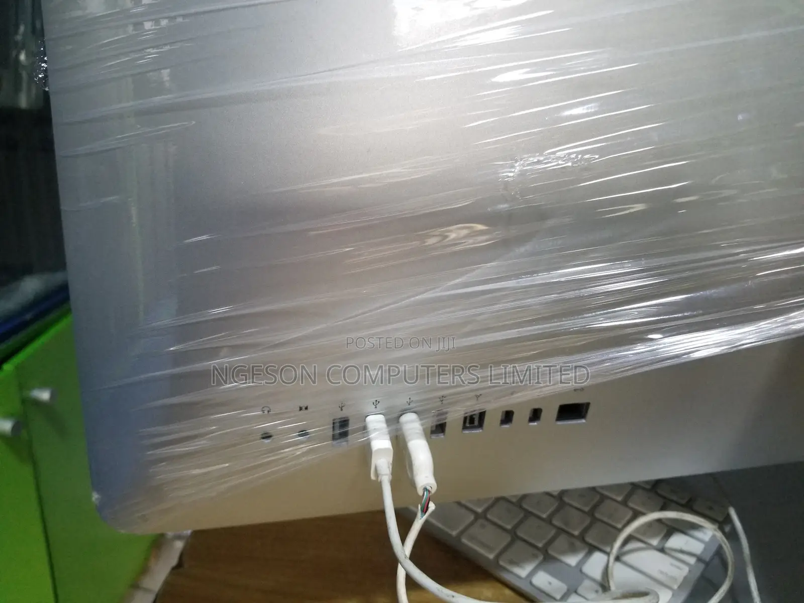 Desktop Computer Apple iMac 8GB Intel Core I5 HDD 500GB