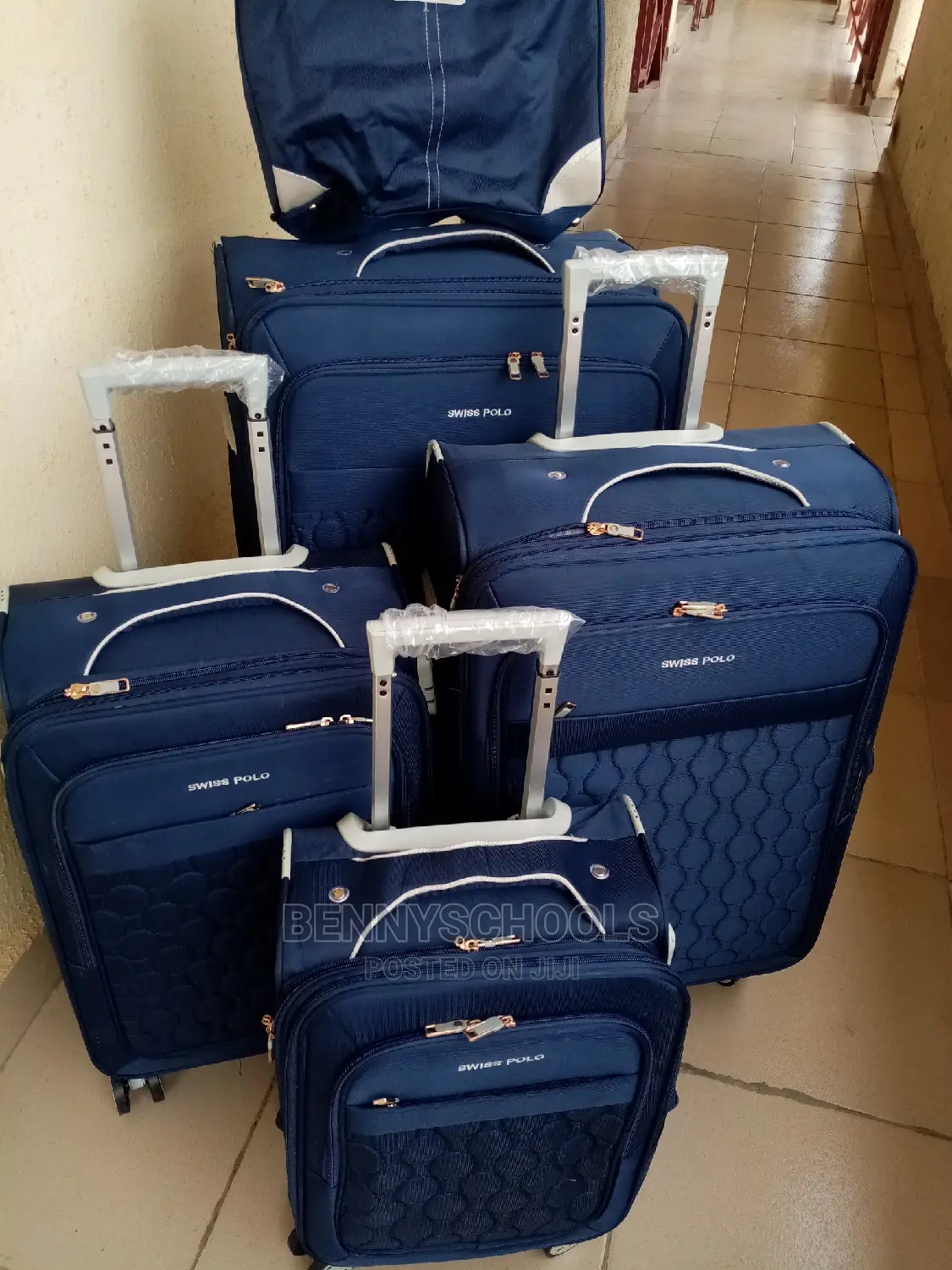 Set of 5 Blue Swiss Polo Traveling Luggage Boxes