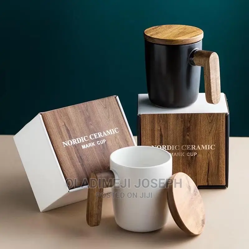Wooden Lid and Handle Mug