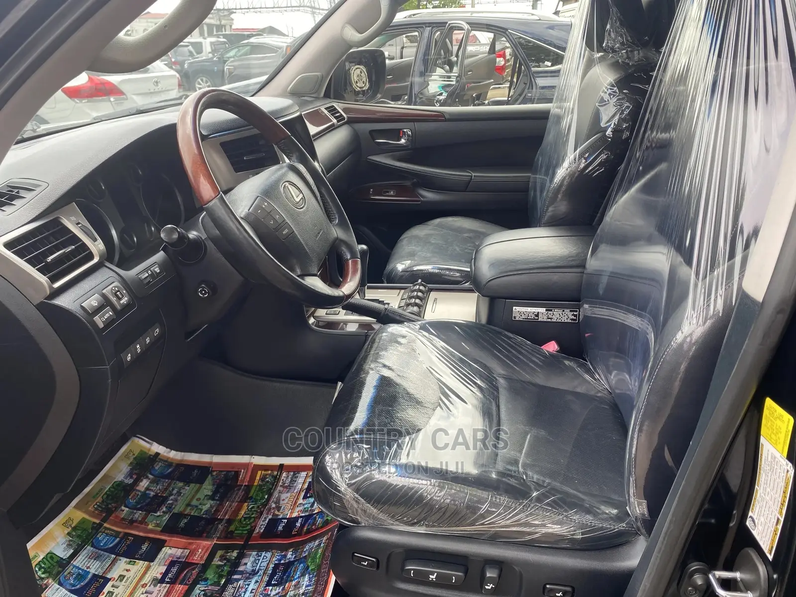 Lexus LX 570 AWD 2014 Black