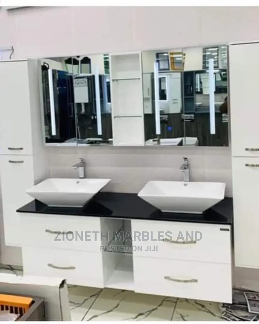 High Quality Double Water Resistant Bathroom Cabineth