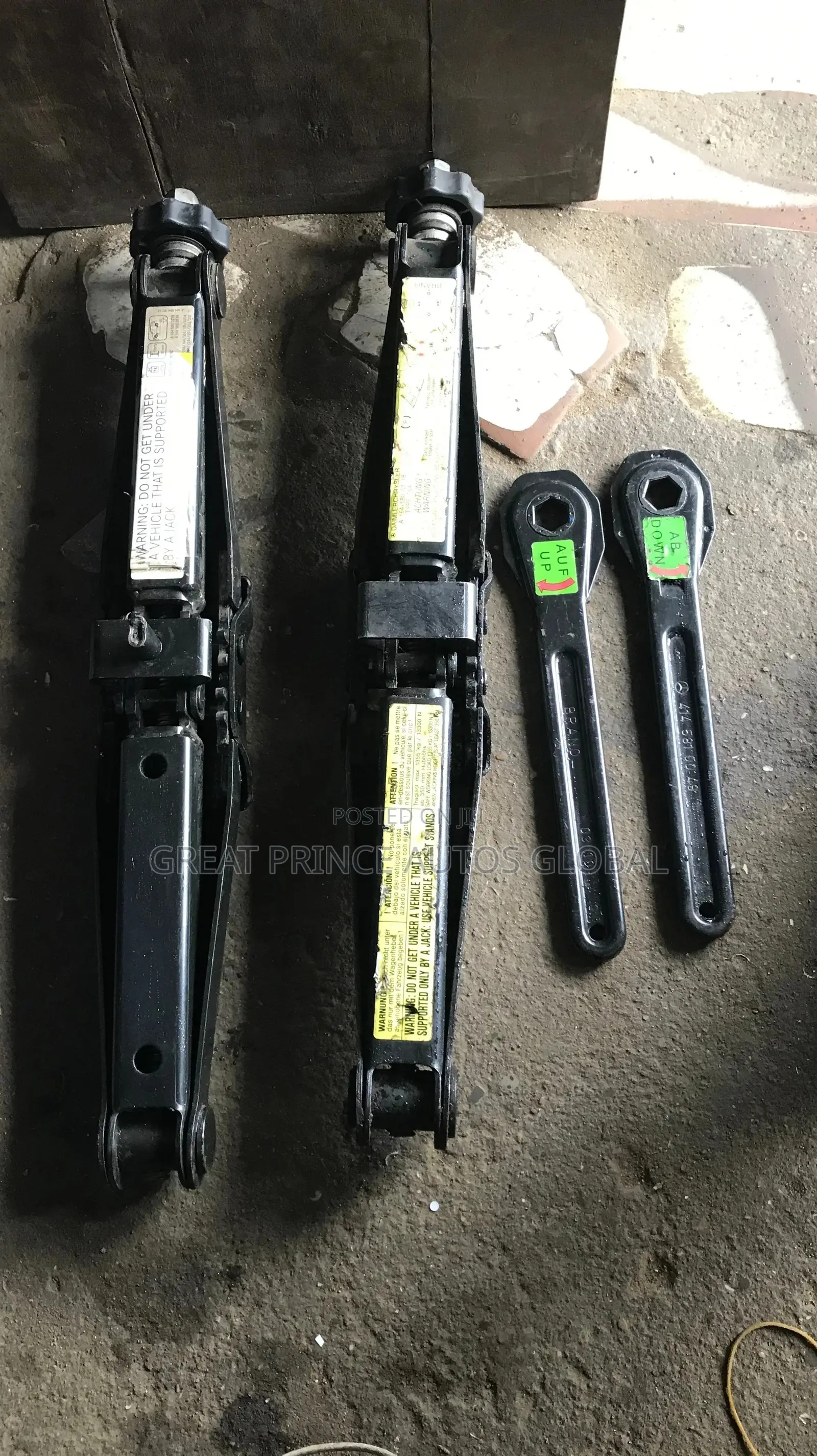 Benz Jack for ML350 166, 164 ,GLK350
