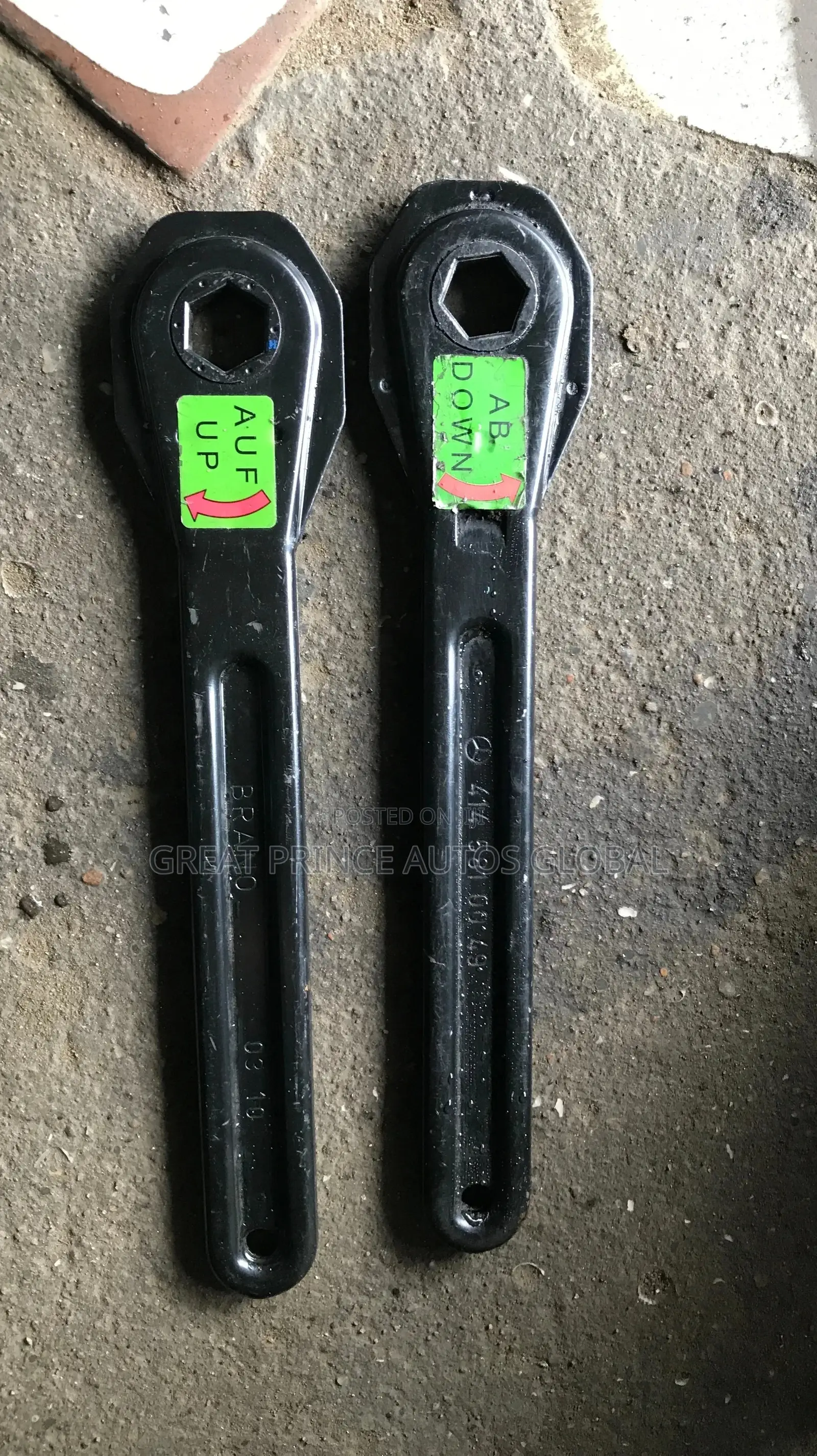 Benz Jack for ML350 166, 164 ,GLK350