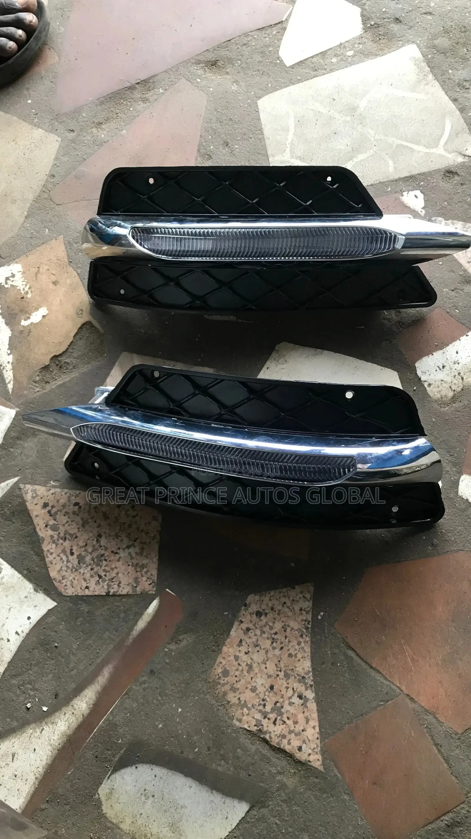 Complete Fog Lamp For C300 204 2013 Year Model