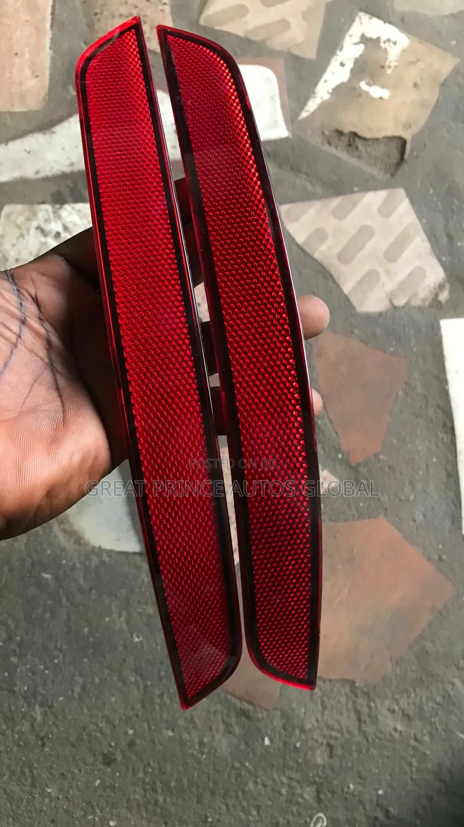 Back Bumper Reflector Glk350 2013 Year Model
