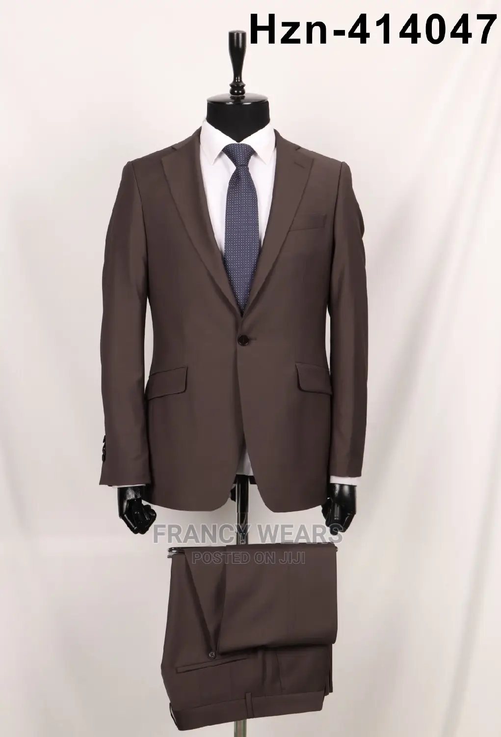 Italian Men's Suits Available in All Sizes